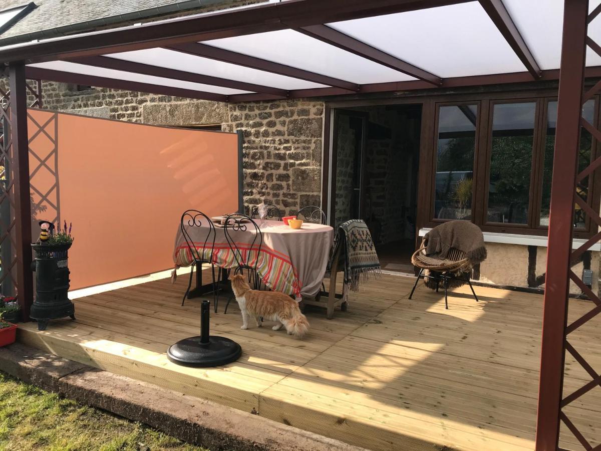 Bed and Breakfast Le Jardin Des Fees Savigny-le-Vieux Exterior foto
